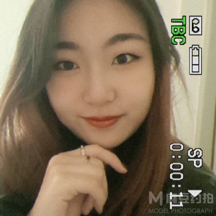 校园模特