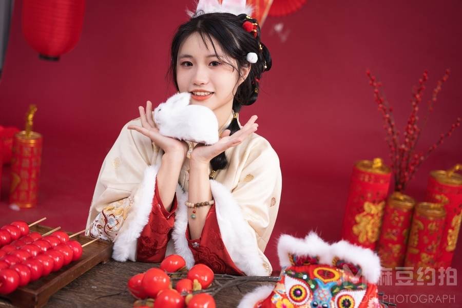 汉服模特