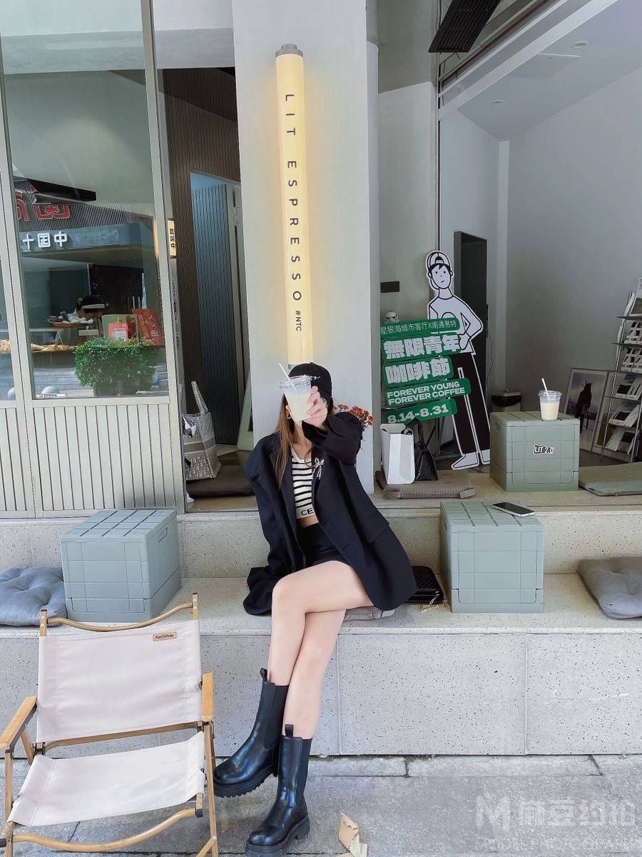 商务模特