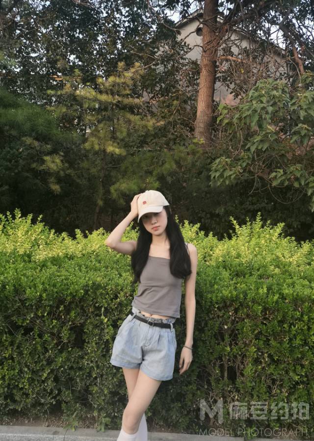 校园模特
