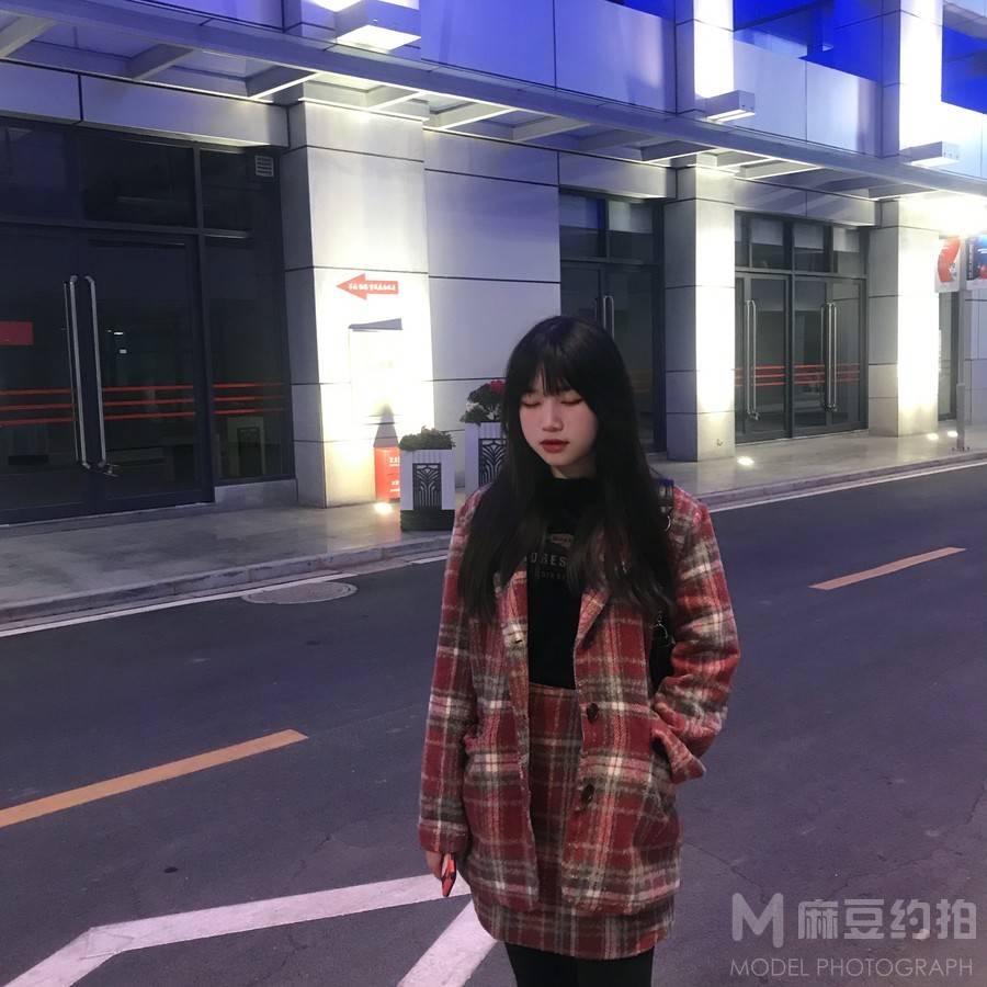 校园模特