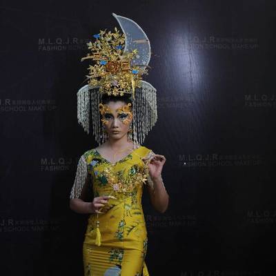 妆容模特