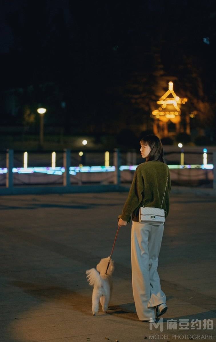 夜景模特