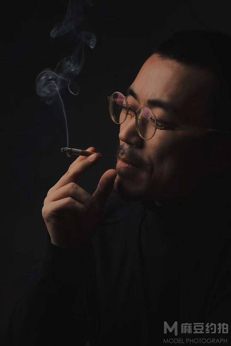 胶片模特