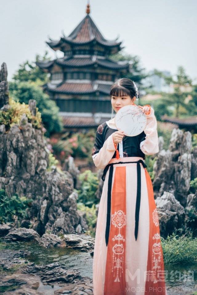 汉服模特