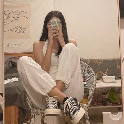 黑白模特