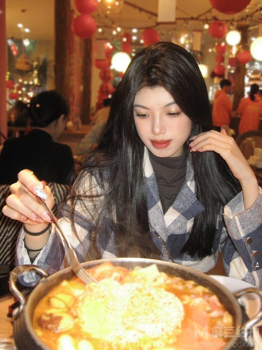 妆容模特