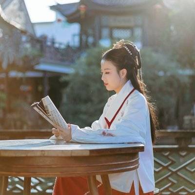 汉服模特