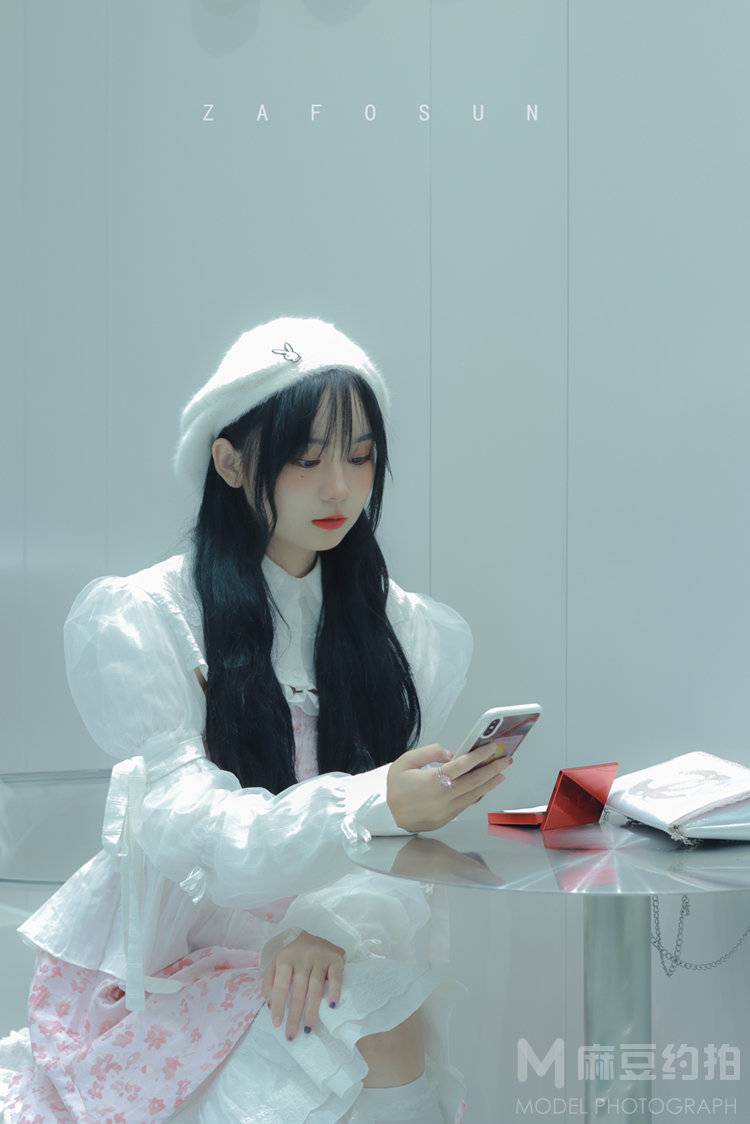胶片模特