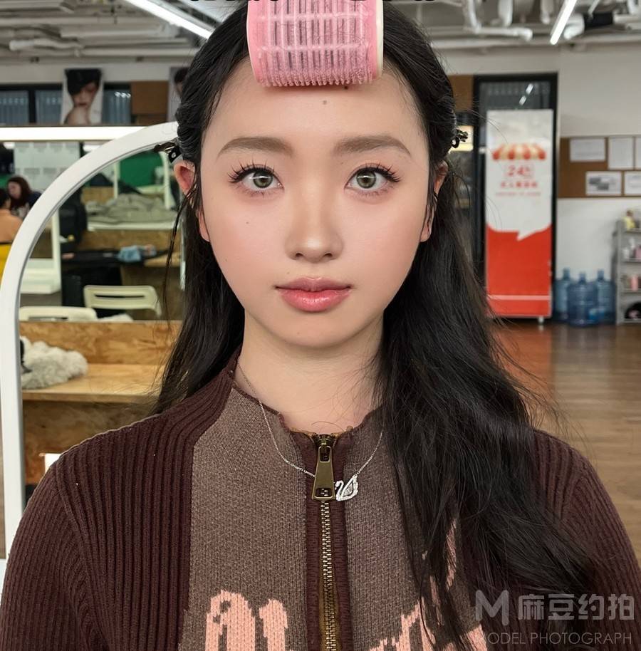 妆容模特