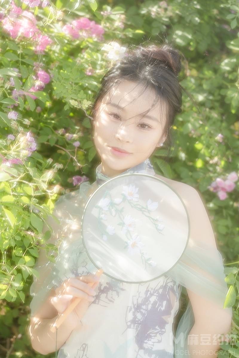 清新模特