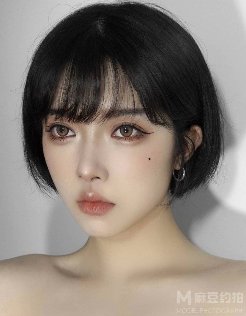 妆容模特