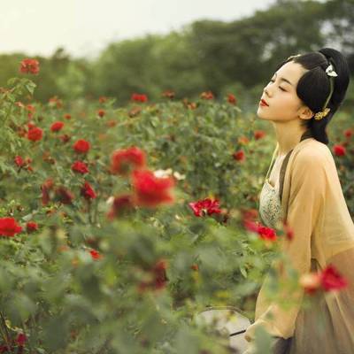 汉服模特