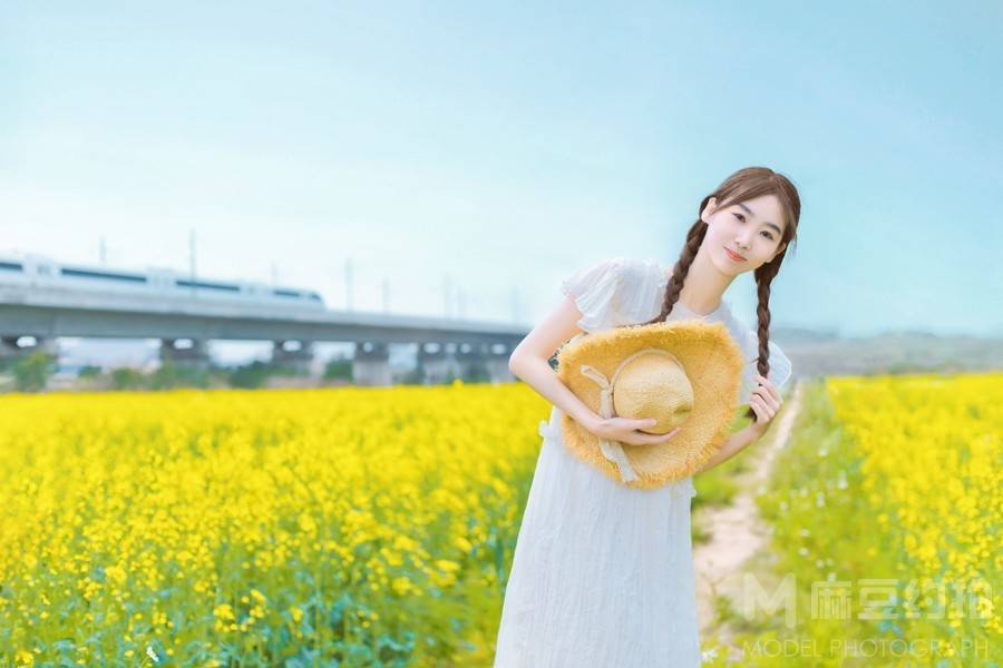 清新模特
