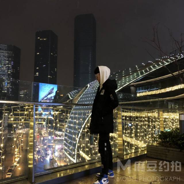 情侣模特