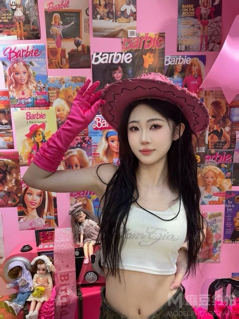 校园模特