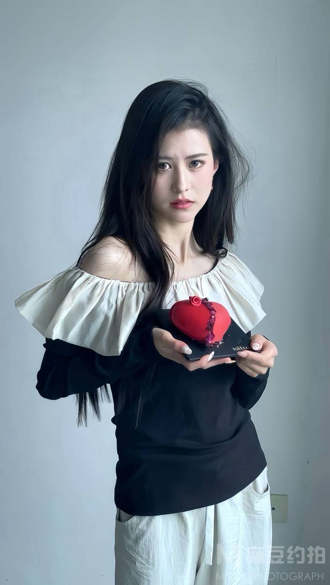 胶片模特