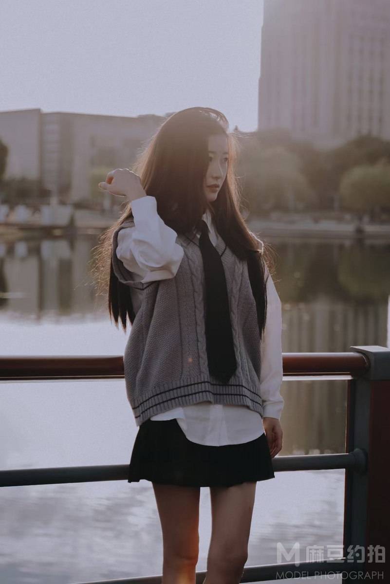 校园模特