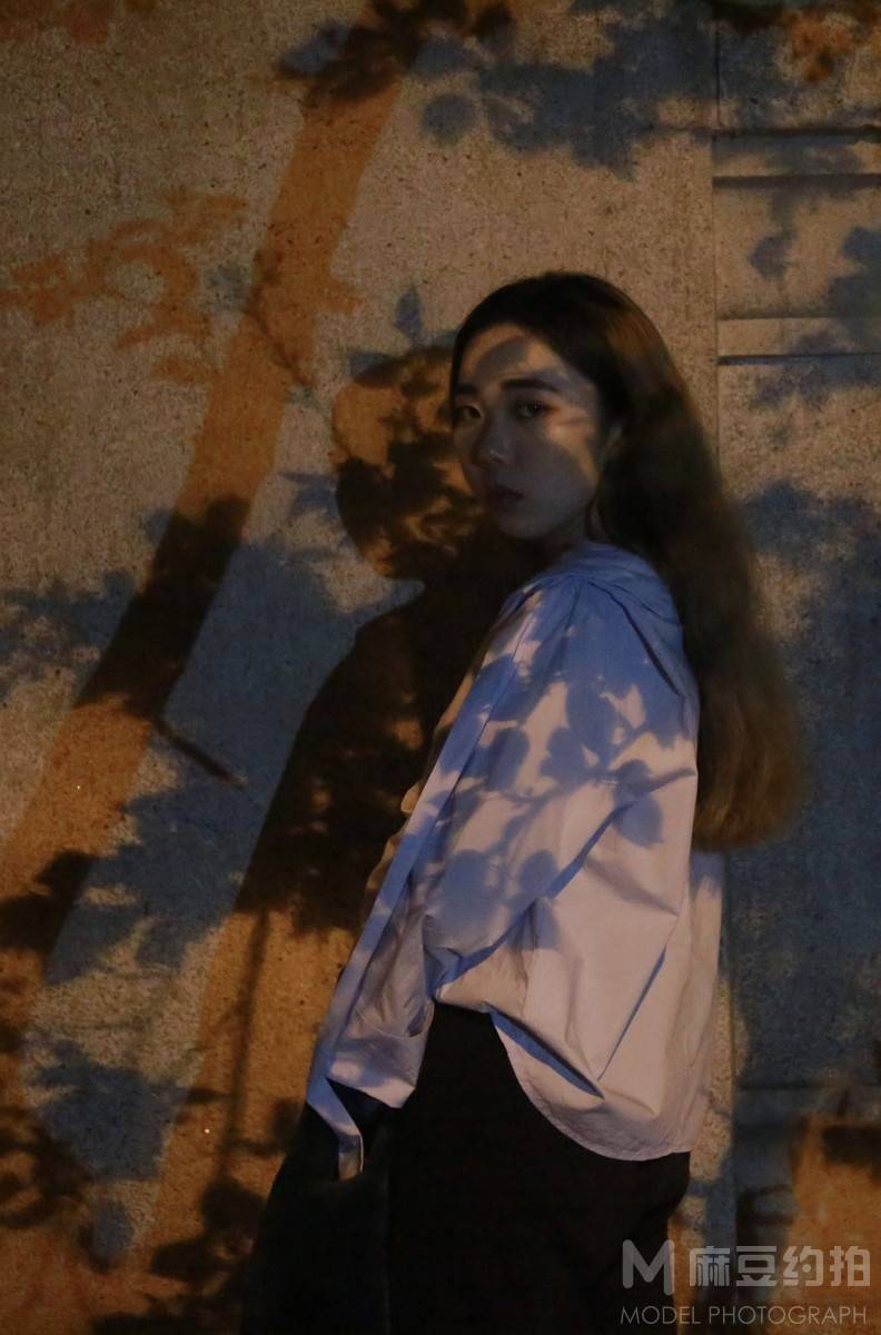 夜景模特
