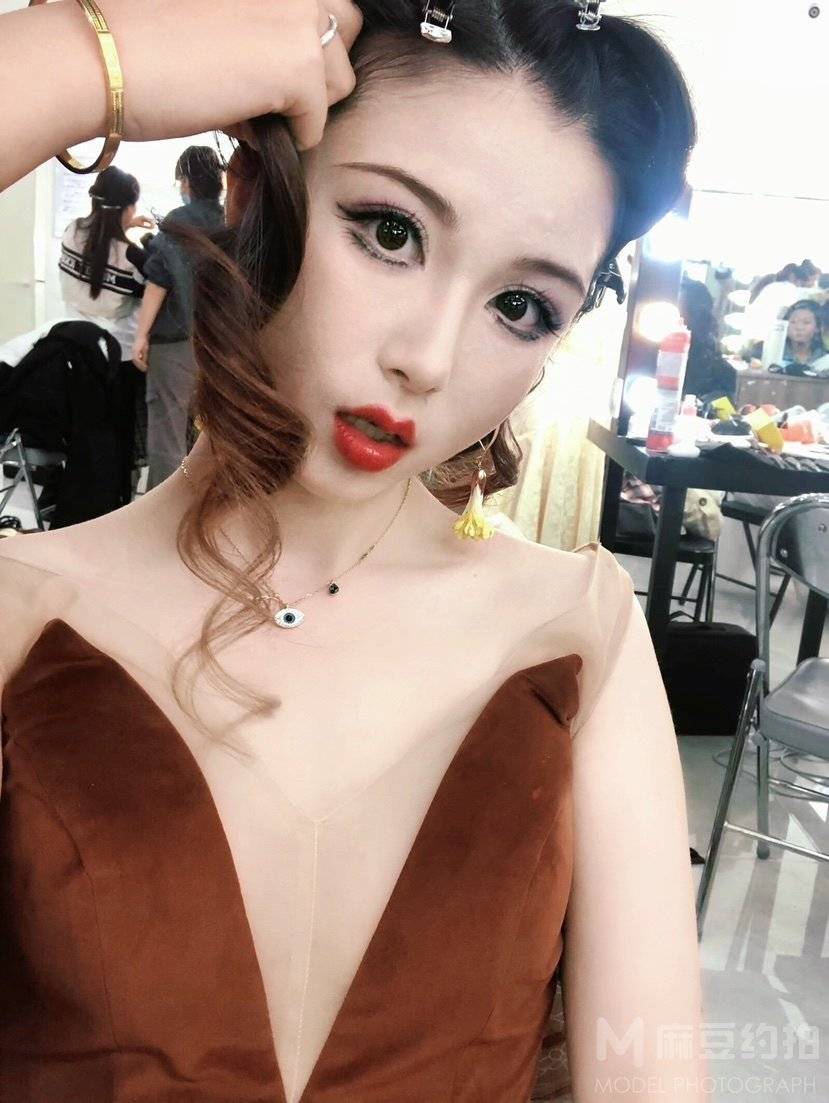 复古模特