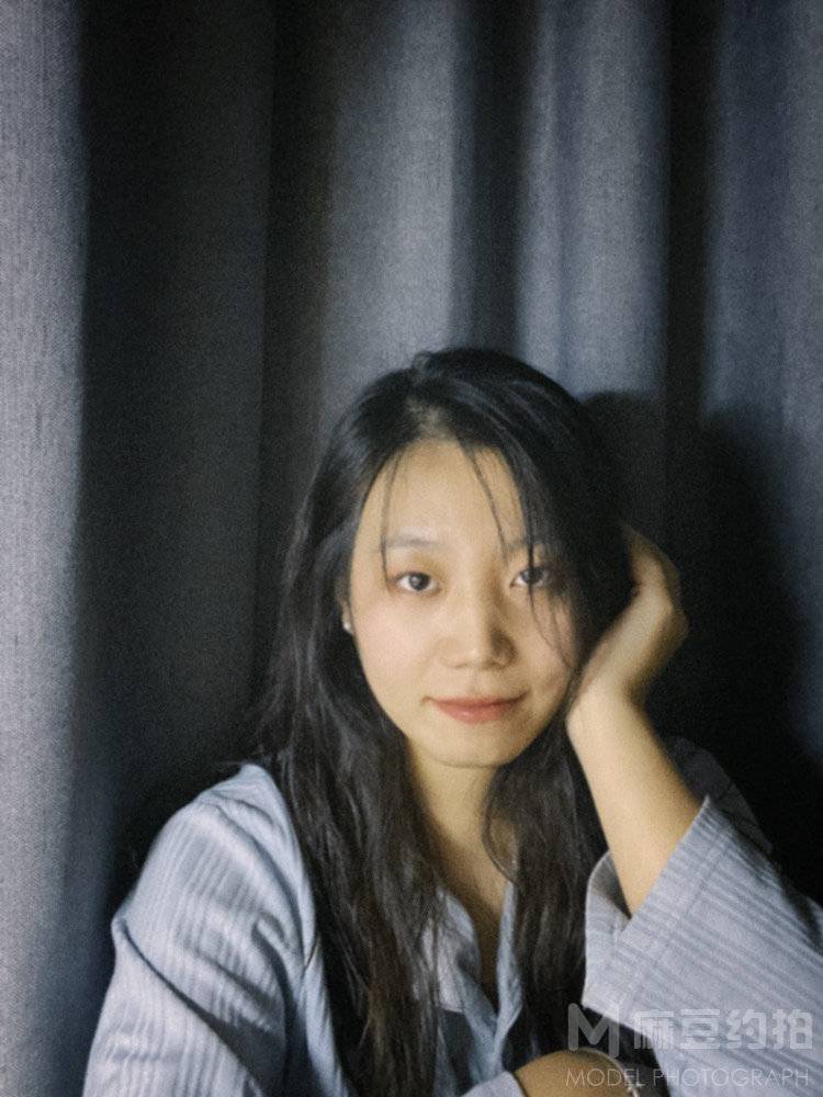 胶片模特