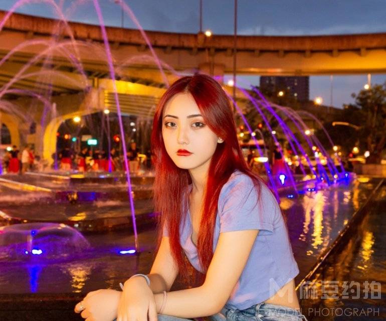 夜景模特