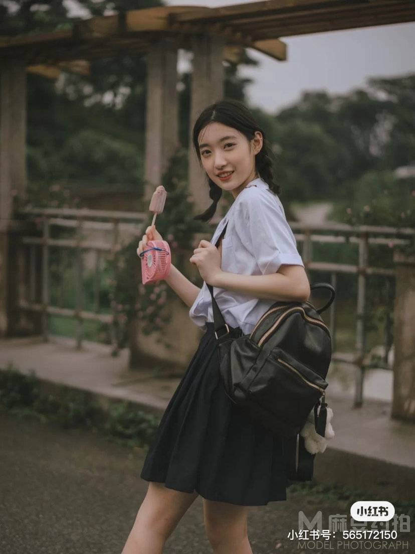 校园模特
