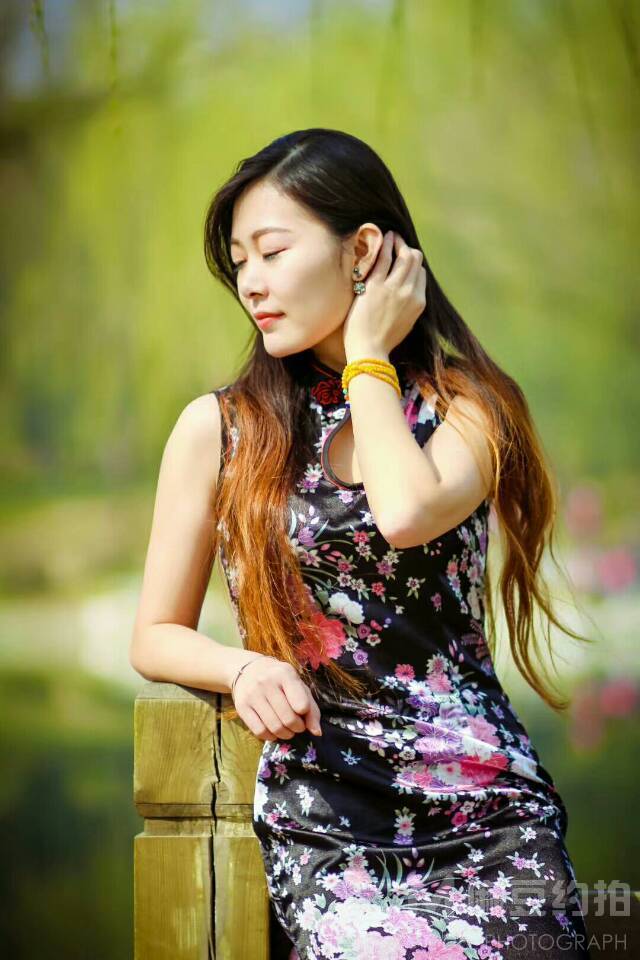 汉服模特