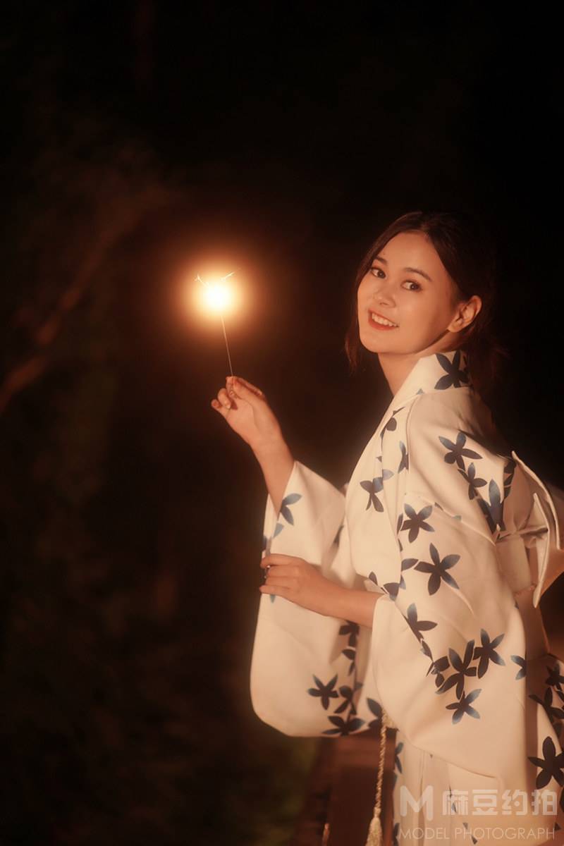 和服模特