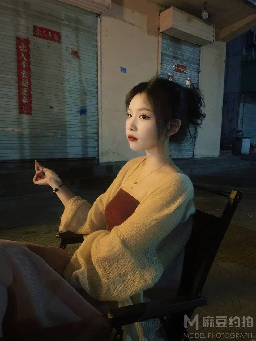 妆容模特