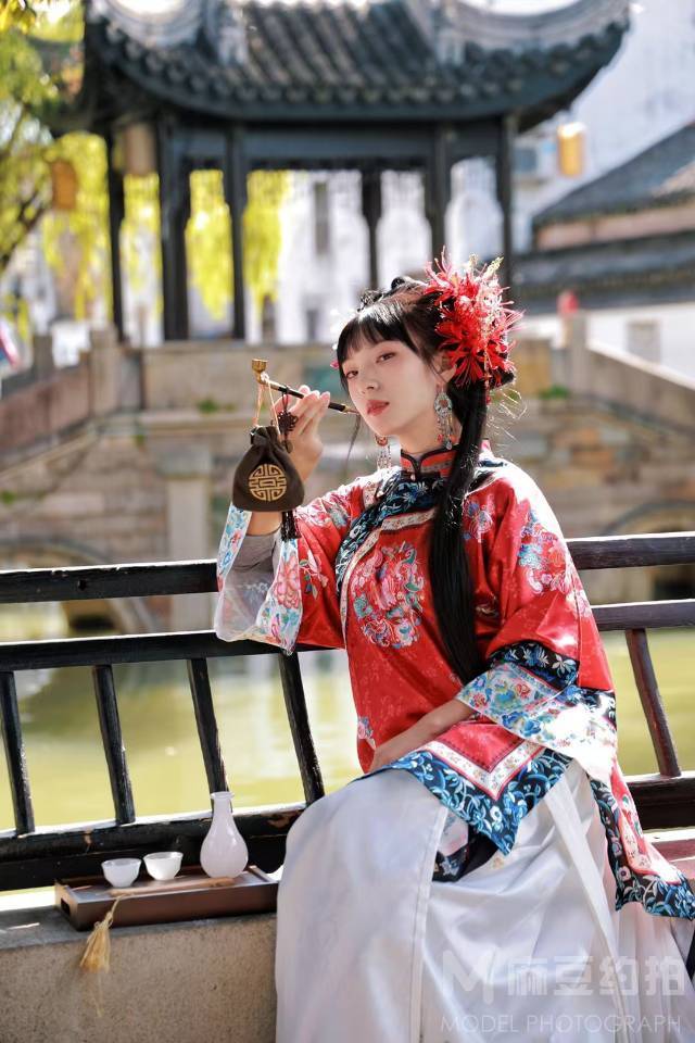 汉服模特