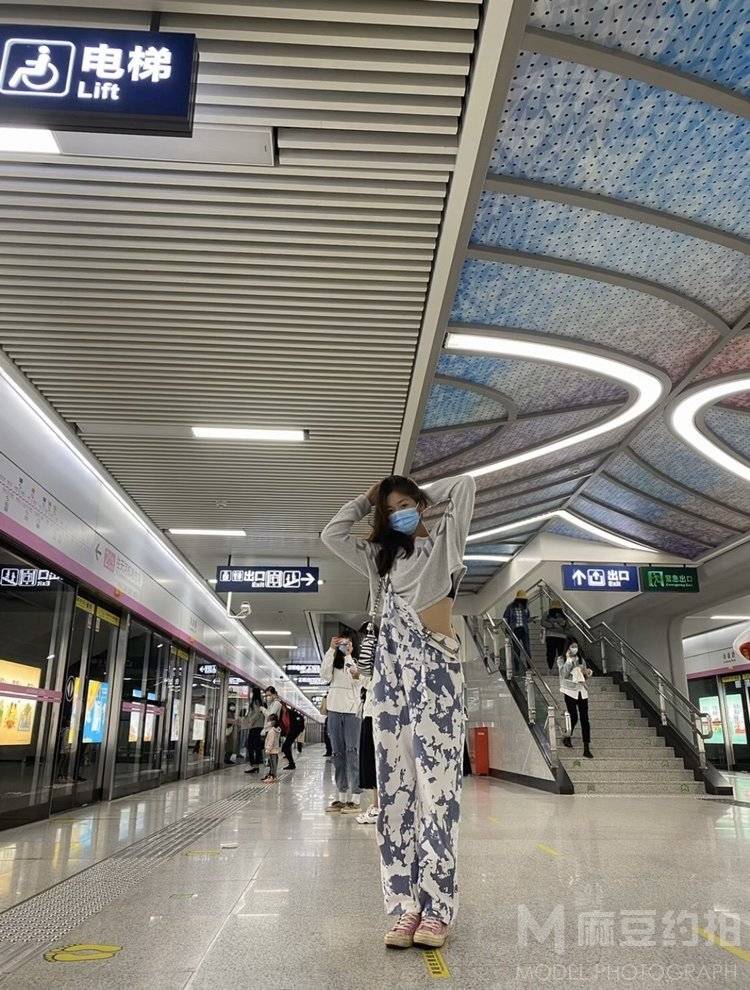 清新模特