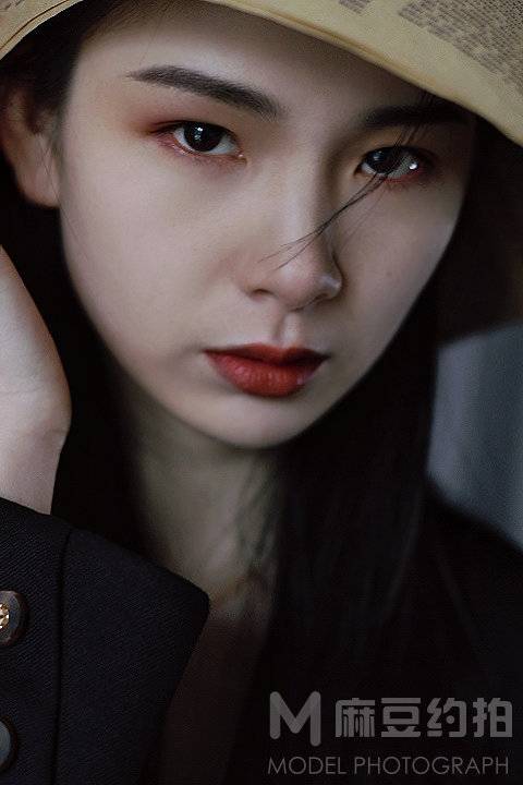 胶片模特