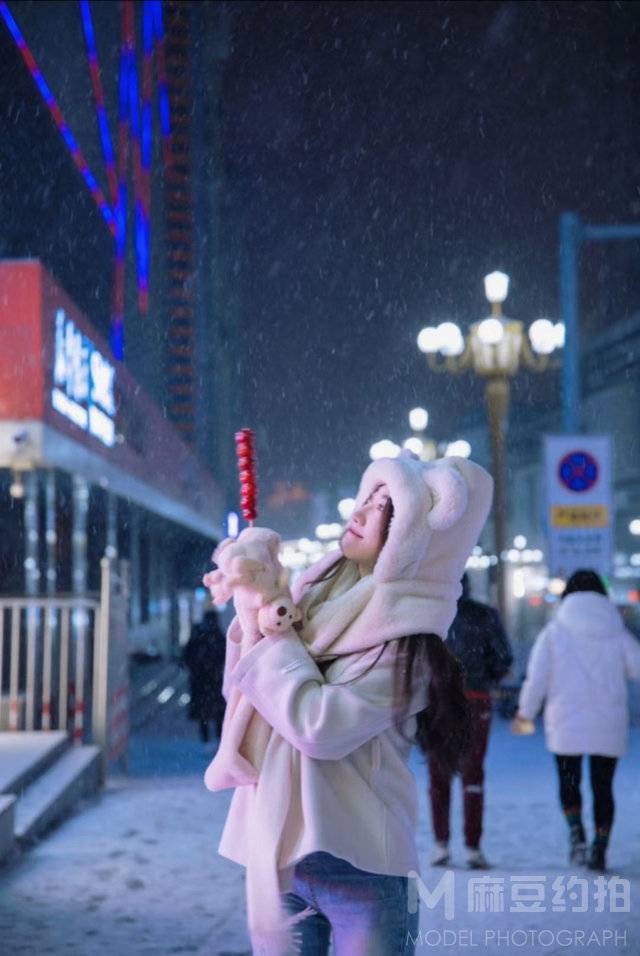 夜景模特