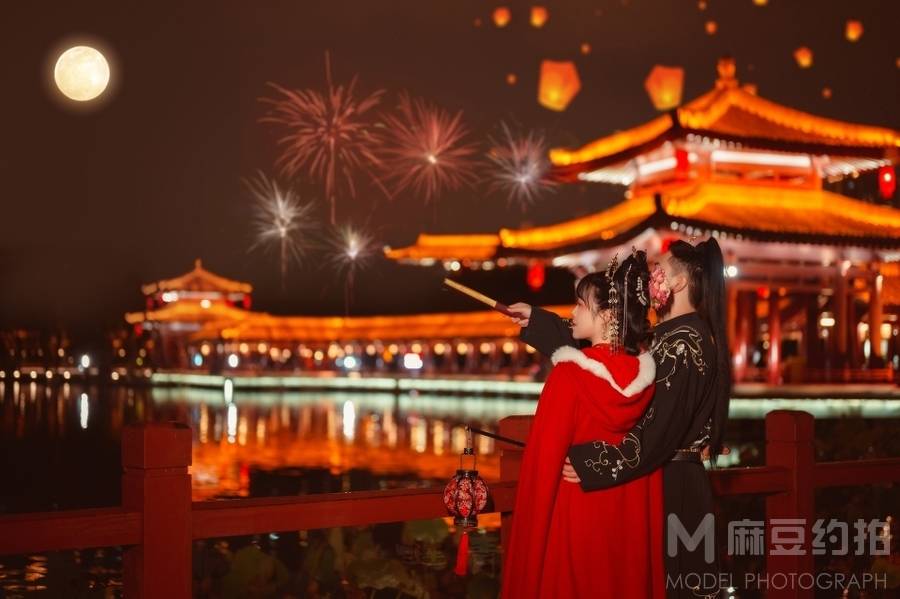 汉服模特
