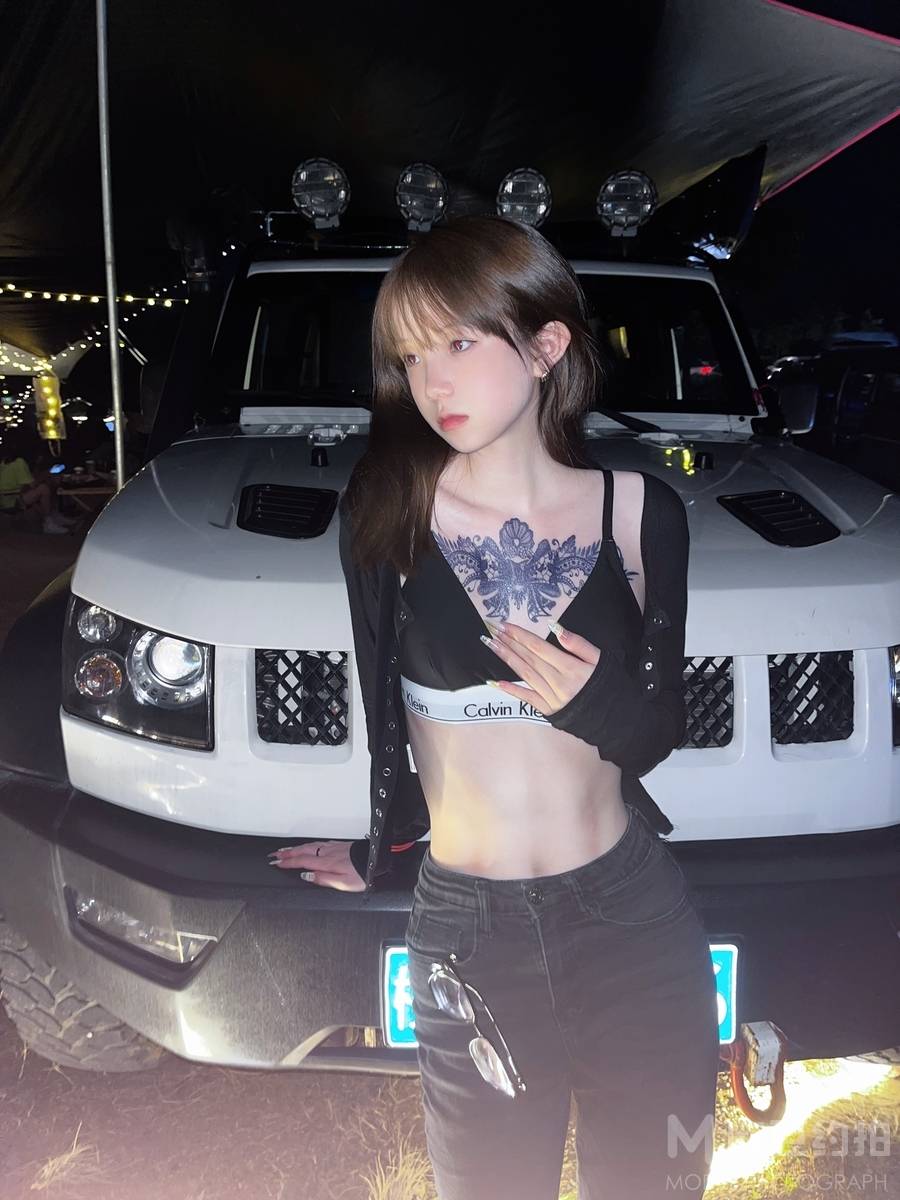 纪实模特