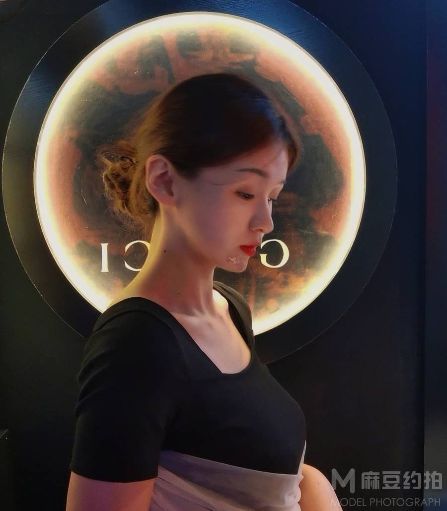 妆容模特