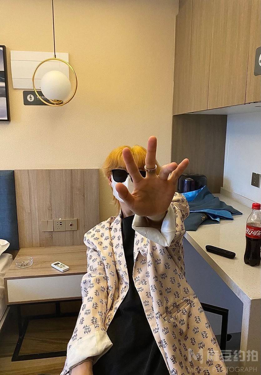 情侣模特