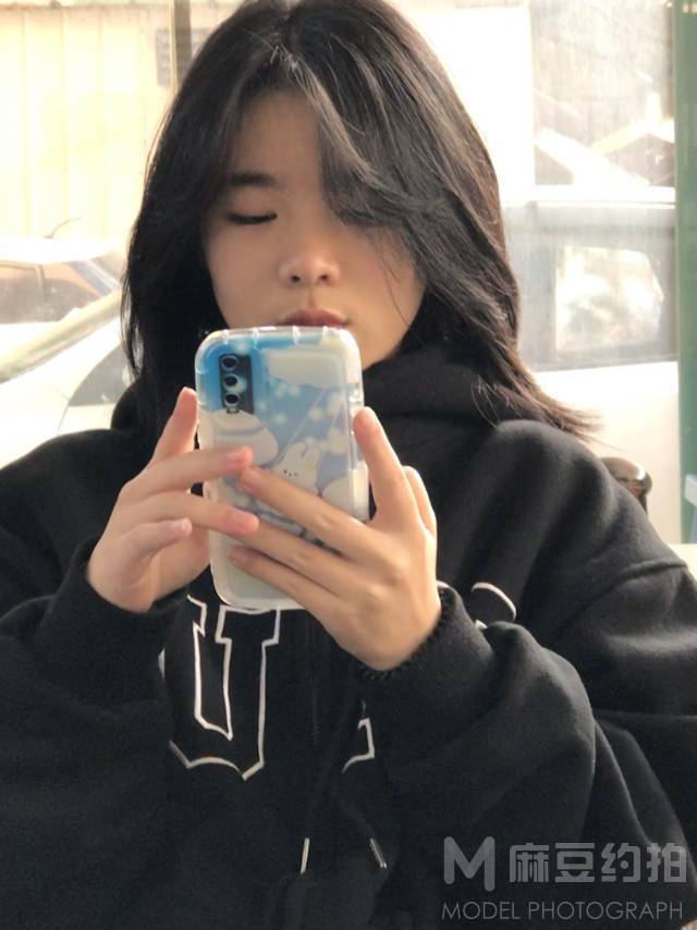 纪实模特