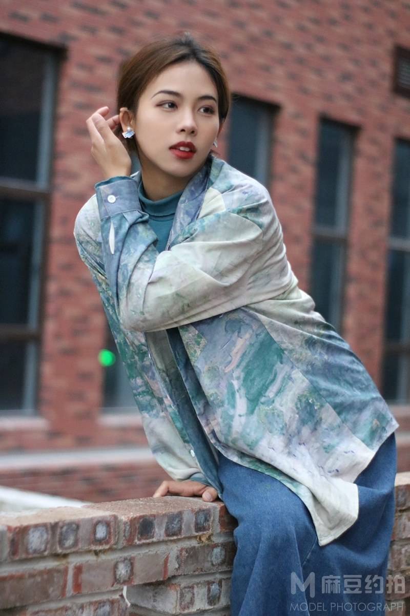 校园模特