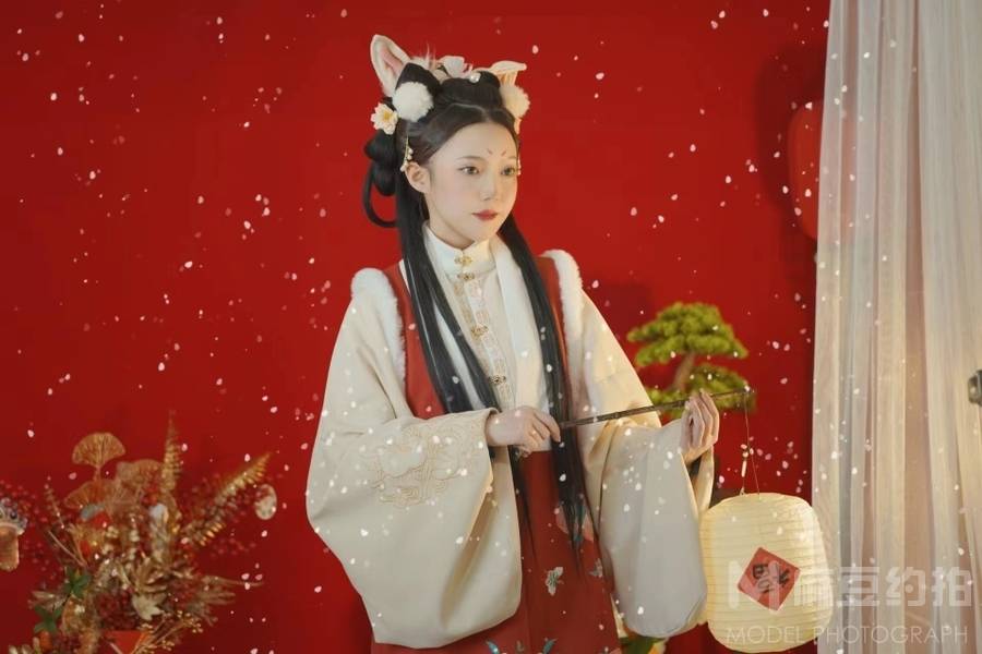 汉服模特