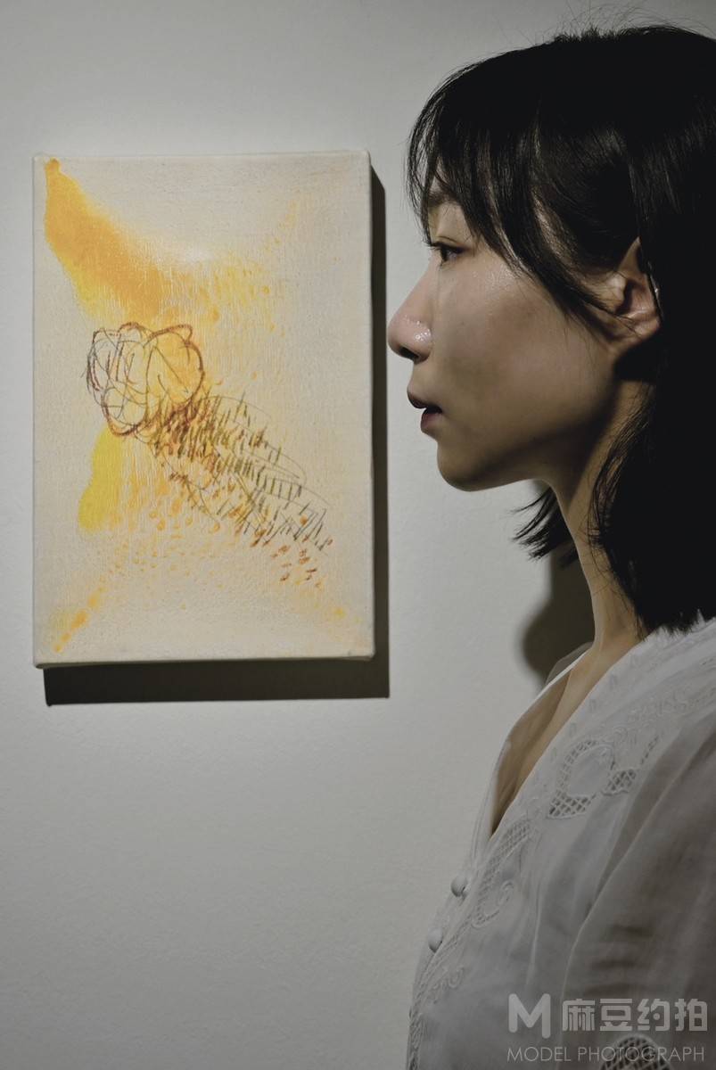 情绪模特