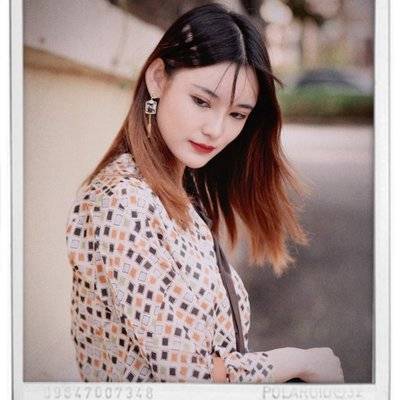 宝丽来模特