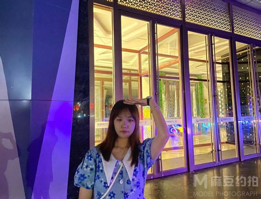夜景模特