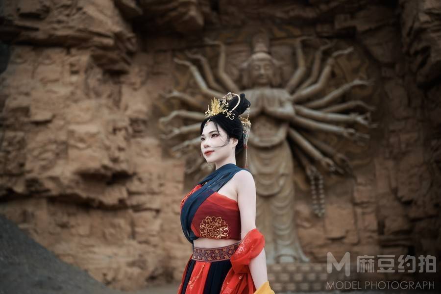 妆容模特