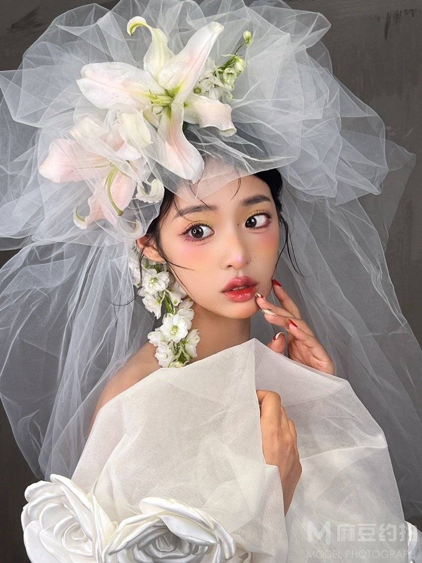 妆容模特
