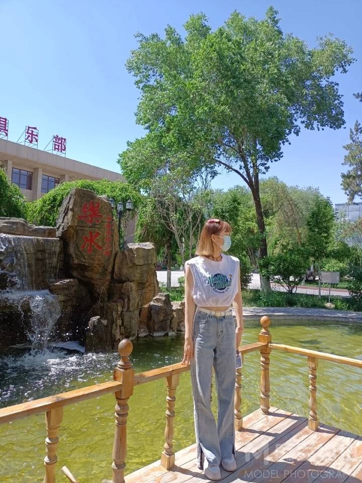 清新模特