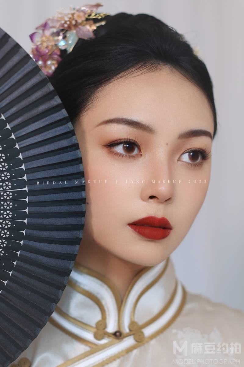 妆容模特
