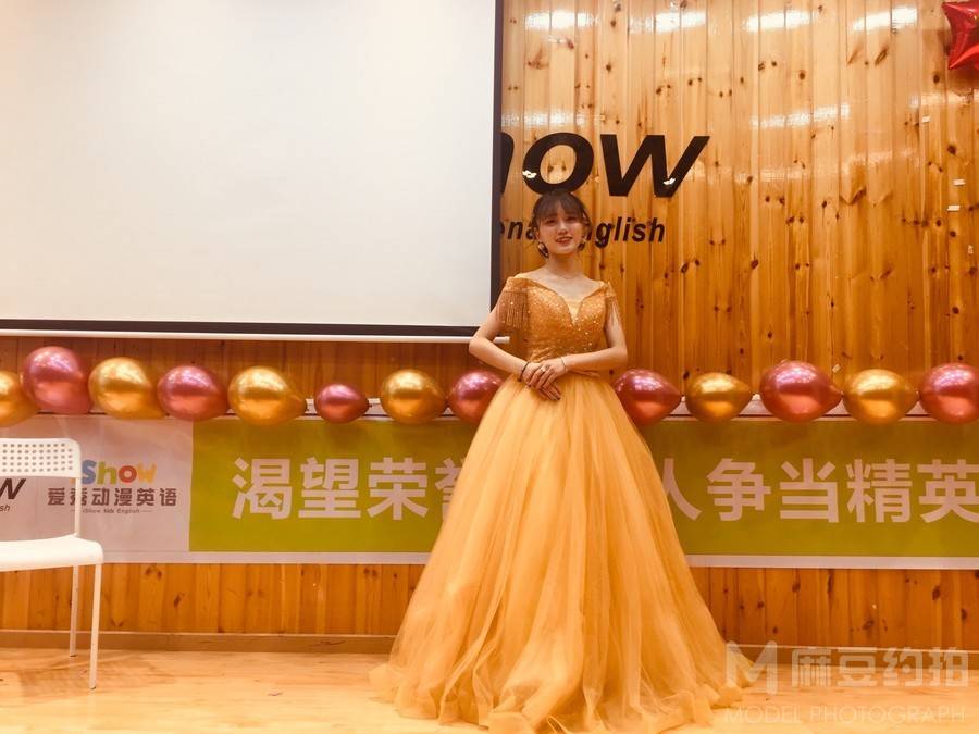 纪实模特