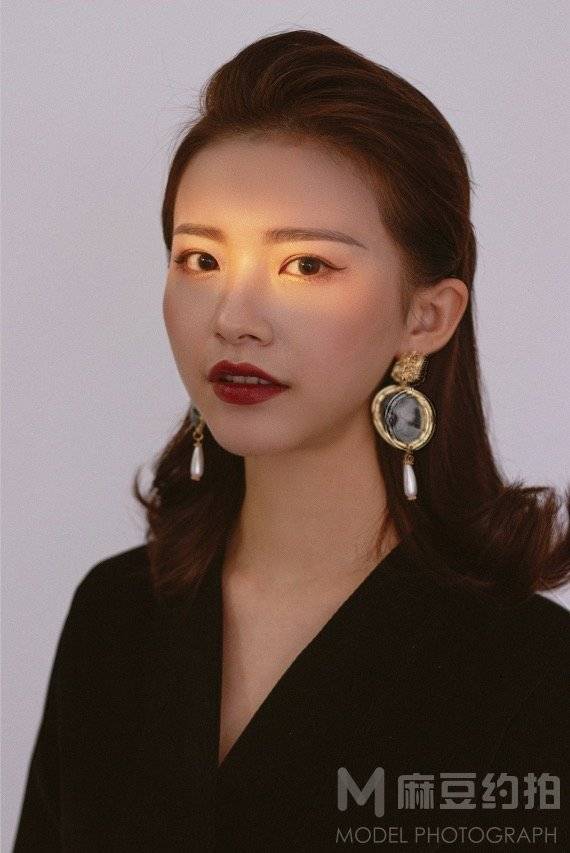 商务模特